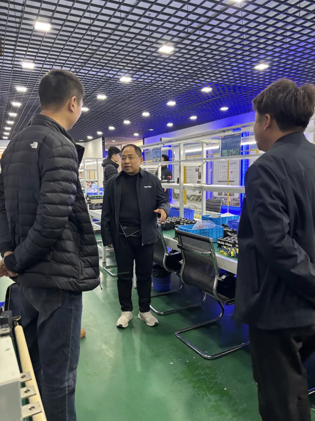 1763367530788286.jpg 國(guó)網(wǎng)河南電科院技術(shù)專家蒞臨泰普科技開(kāi)展技術(shù)交流_6f234b03d20e4517b7499e9107c59ba7.jpg